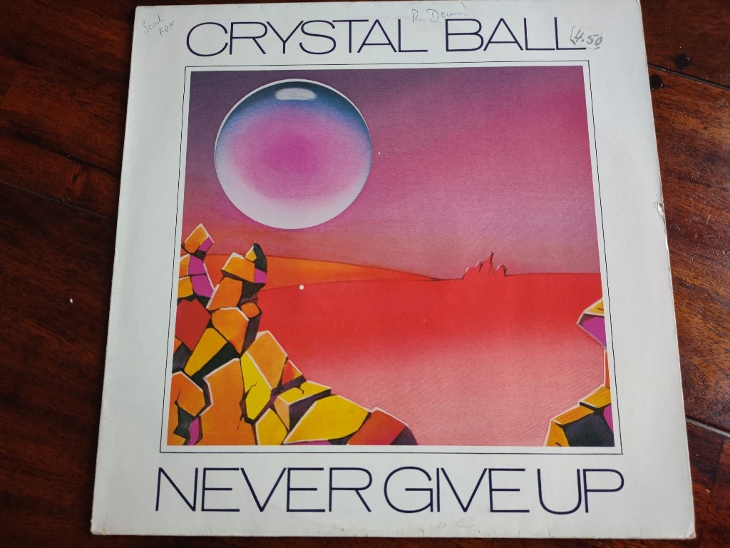 Maxi single - Crystal Ball - Never give up, Ophalen of Verzenden, Zo goed als nieuw, Dance en House