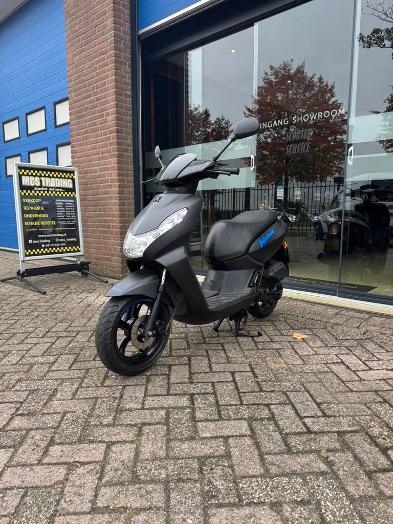 Peugeot Kisbee/bromscooter/zwart/bj 2012/8220, Ophalen, Gebruikt, Overige modellen, Maximaal 45 km/u