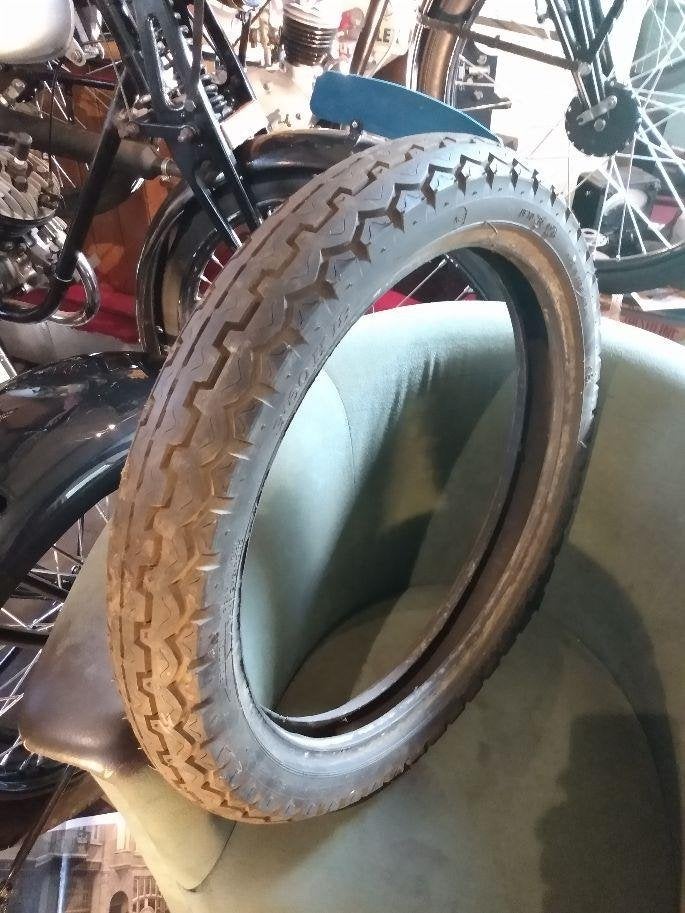 Dunlop TT100 achterband, Motoren, Ophalen of Verzenden