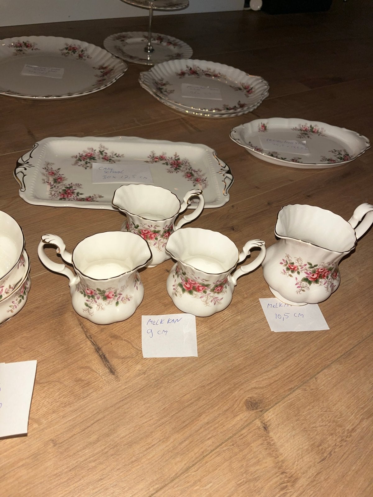Royal Albert Lavender Rose Compleet Servies - Jarenlang Gesp, Ophalen, Klassiek, Zo goed als nieuw, Royal Albert