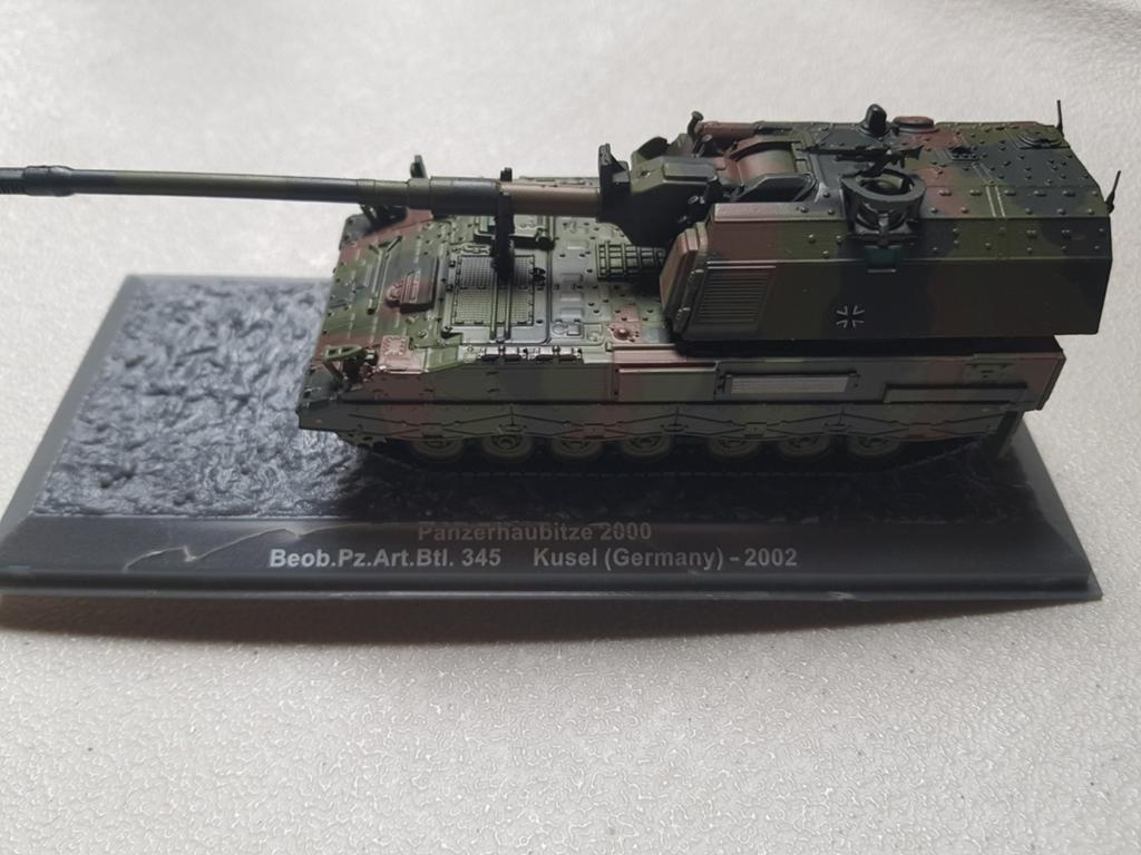 PzH 2000, Ophalen of Verzenden, 1:50 of kleiner