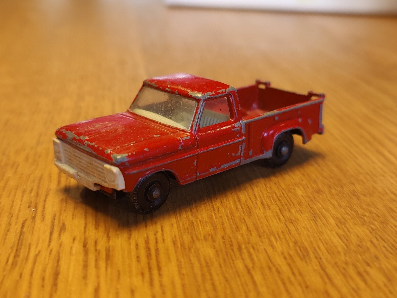 Matchbox Ford Pickup ROOD, Ophalen of Verzenden, Zo goed als nieuw, Auto
