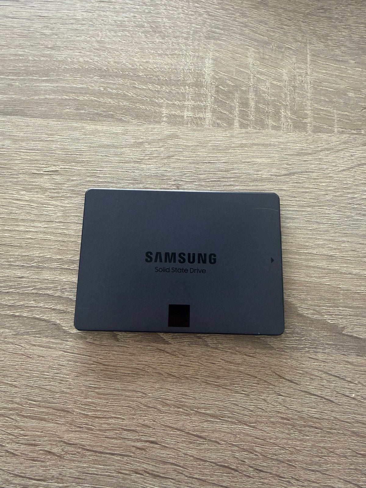 Samsung 870 QVO 2TB SSD (MZ-77Q2T0), 2,5 inch SATA, Computers en Software, ., Ophalen of Verzenden, Zo goed als nieuw, .