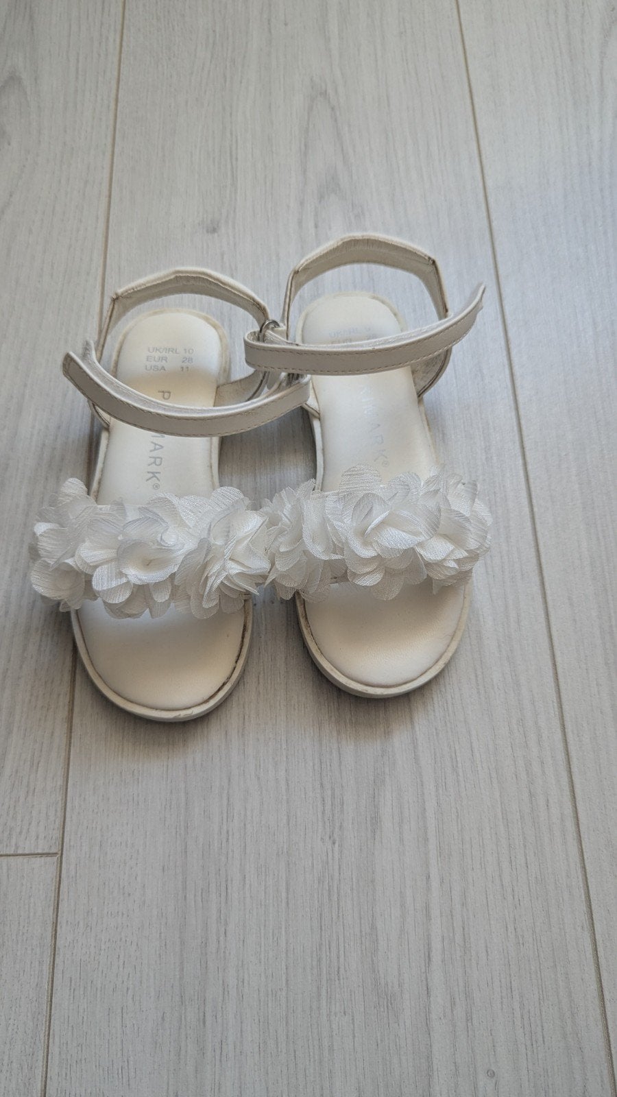 Witte sandalen met bloemen voor meisjes - Maat 28, Gebruikt, Meisje, Schoenen, Ophalen of Verzenden