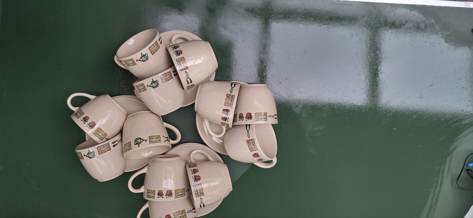 Jet by Ter Steege koffie/theeservies, 12 kopjes en schotel, Ophalen of Verzenden, Zo goed als nieuw, Overige stijlen, Aardewerk