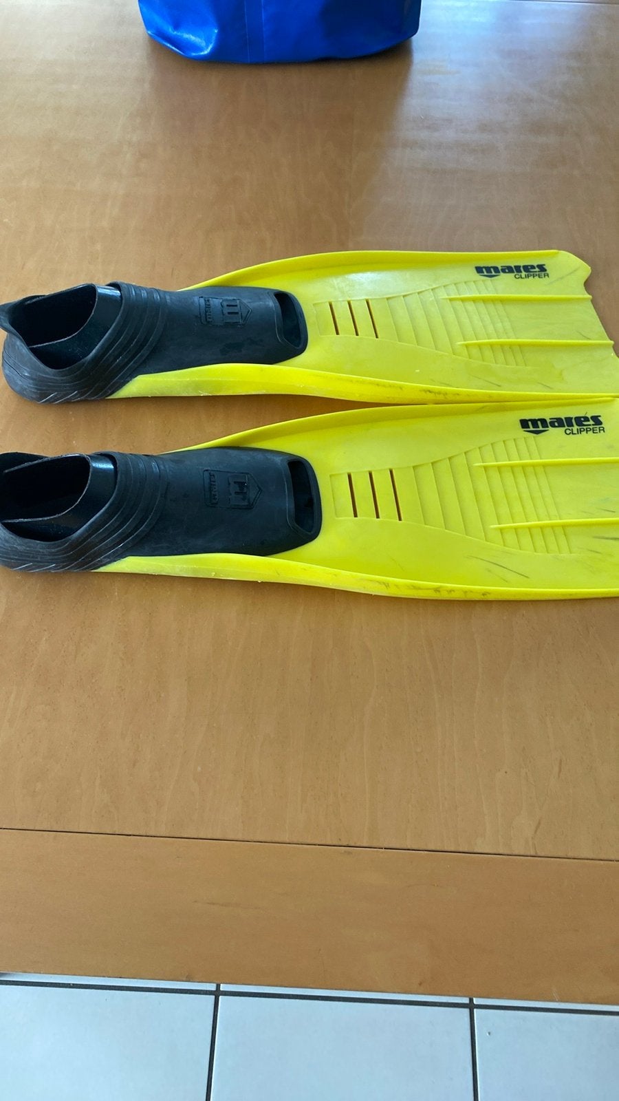 Mares Clipper zwemvliezen met snorkel, maat 41-42, Watersport en Boten, Duiken, Ophalen of Verzenden, Gebruikt, Zwem- of Duikvliezen