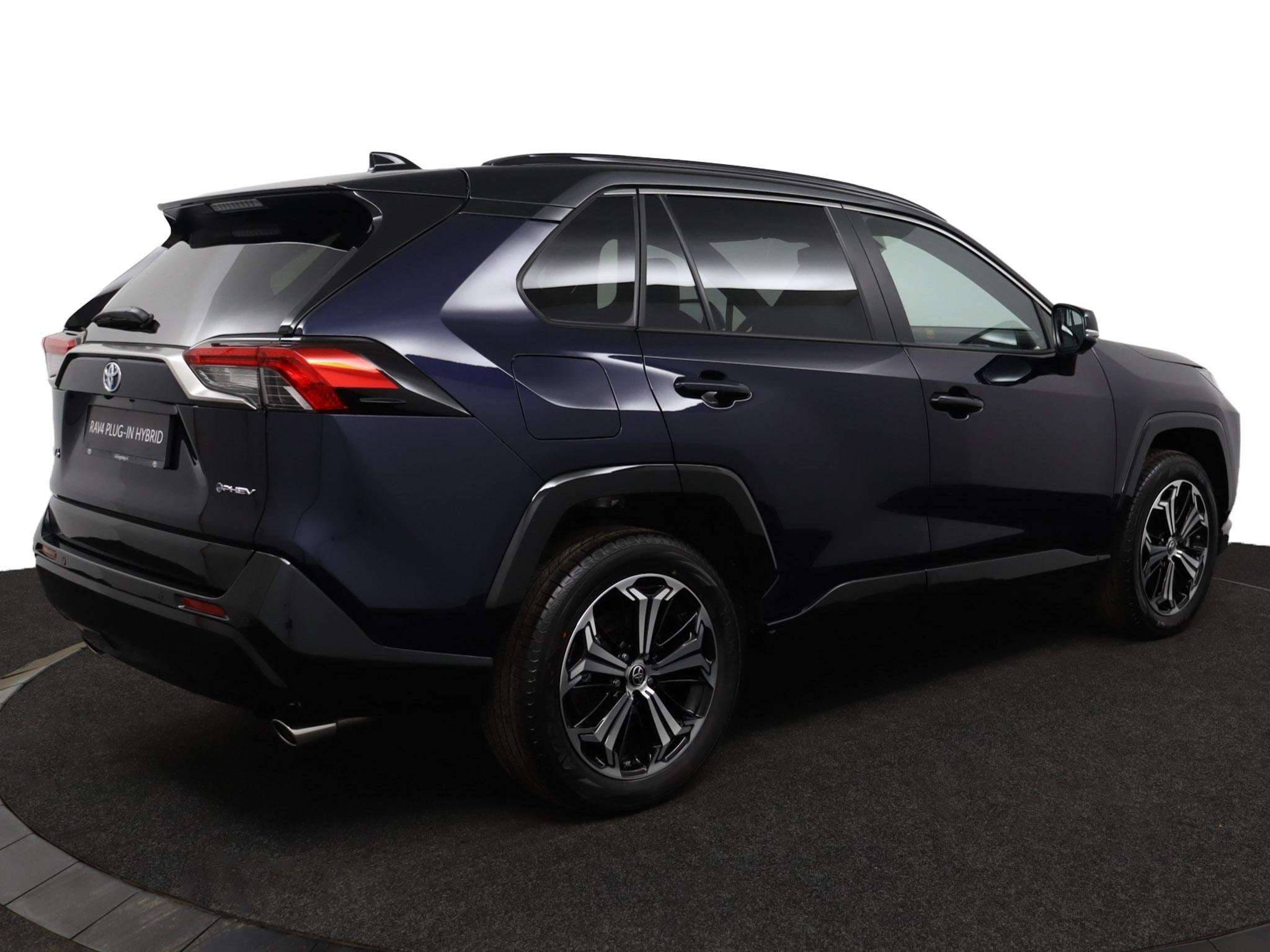 Toyota RAV4 2.5 Plug-in Hybrid AWD Bi-Tone Plus | Nieuwe aut, Auto's, Automaat, Lichtsensor, Euro 6, 4 cilinders