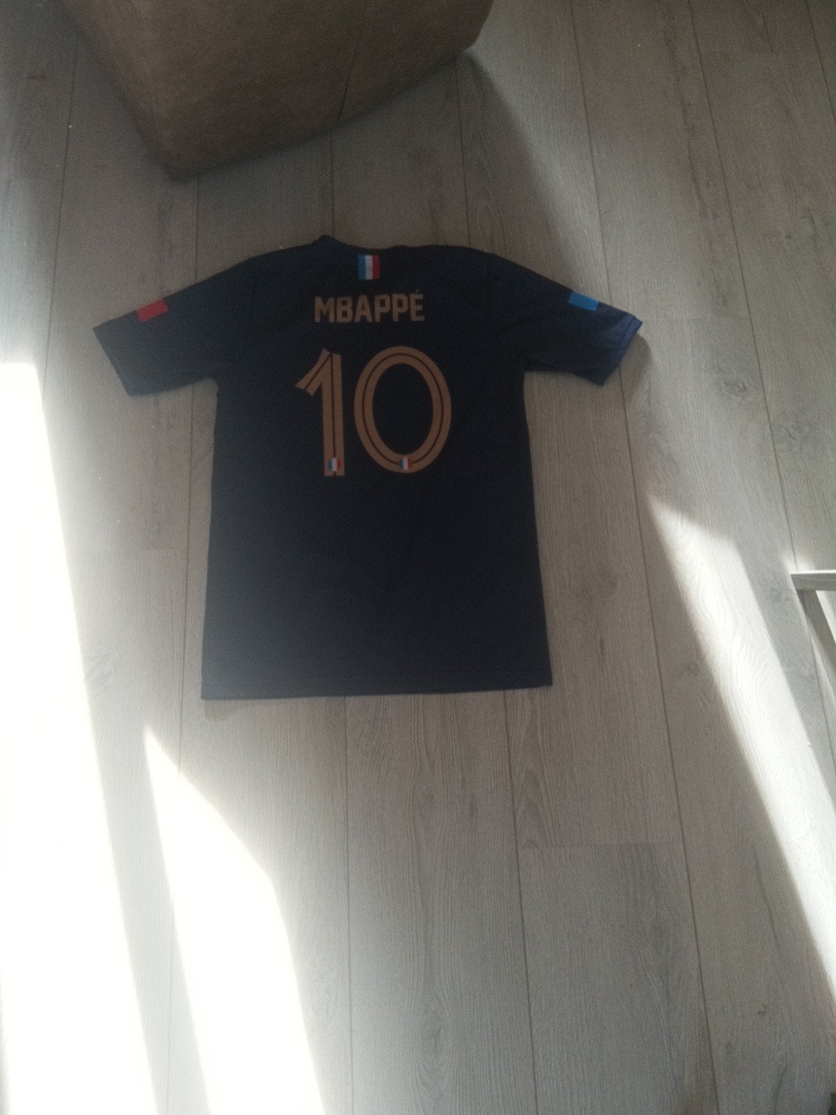 voetbal pakje Frankrijk Mbappe, Ophalen, Gedragen