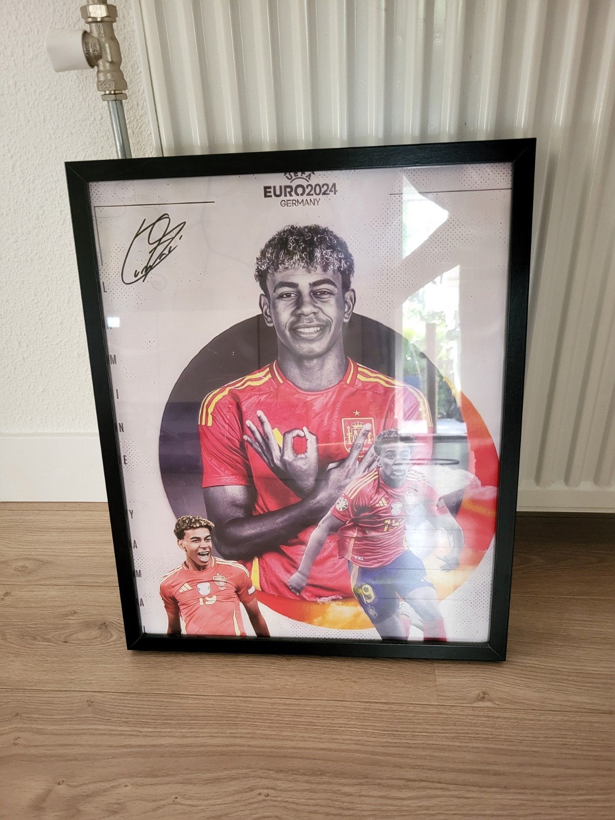 Ingelijste Poster Lamine Yamal - EURO2024, Ophalen of Verzenden, Zo goed als nieuw, Poster, Plaatje of Sticker