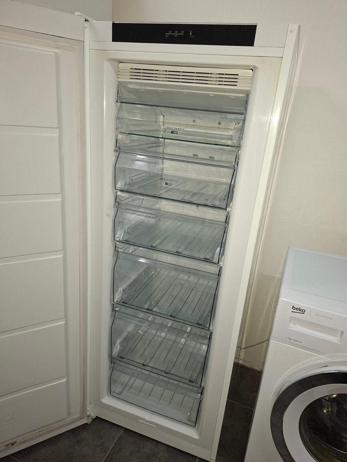 AEG VRIESKAST (No Frost), Witgoed en Apparatuur, Gebruikt, Energieklasse A of zuiniger, 140 tot 160 cm, Ophalen