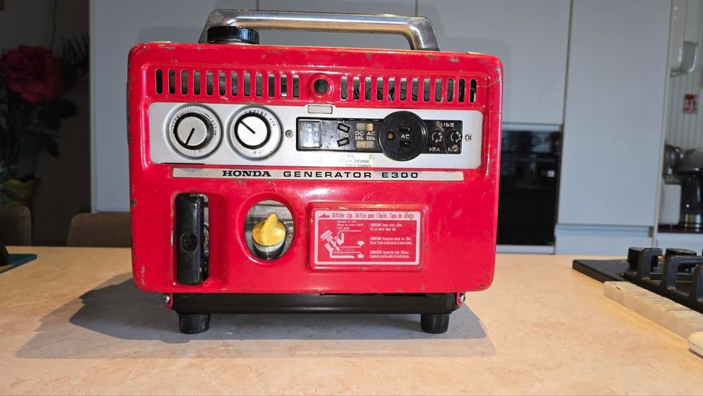 Generator vented jaren '70, Ophalen of Verzenden