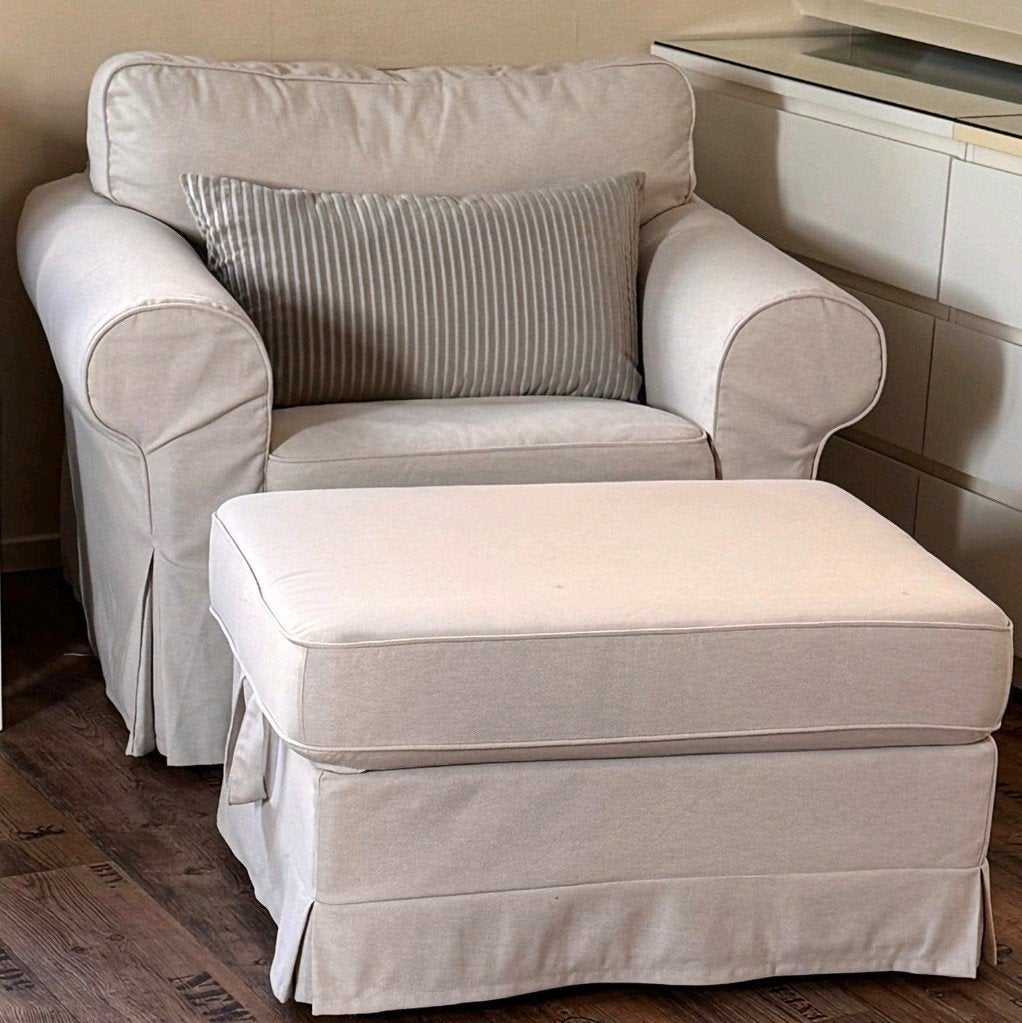 Ikea Ektorp Fauteuil met Poef en tafelblad, Ophalen, Modern, Comfortabel Ikea Ektorp Hallarp, 75 tot 100 cm, Zo goed als nieuw