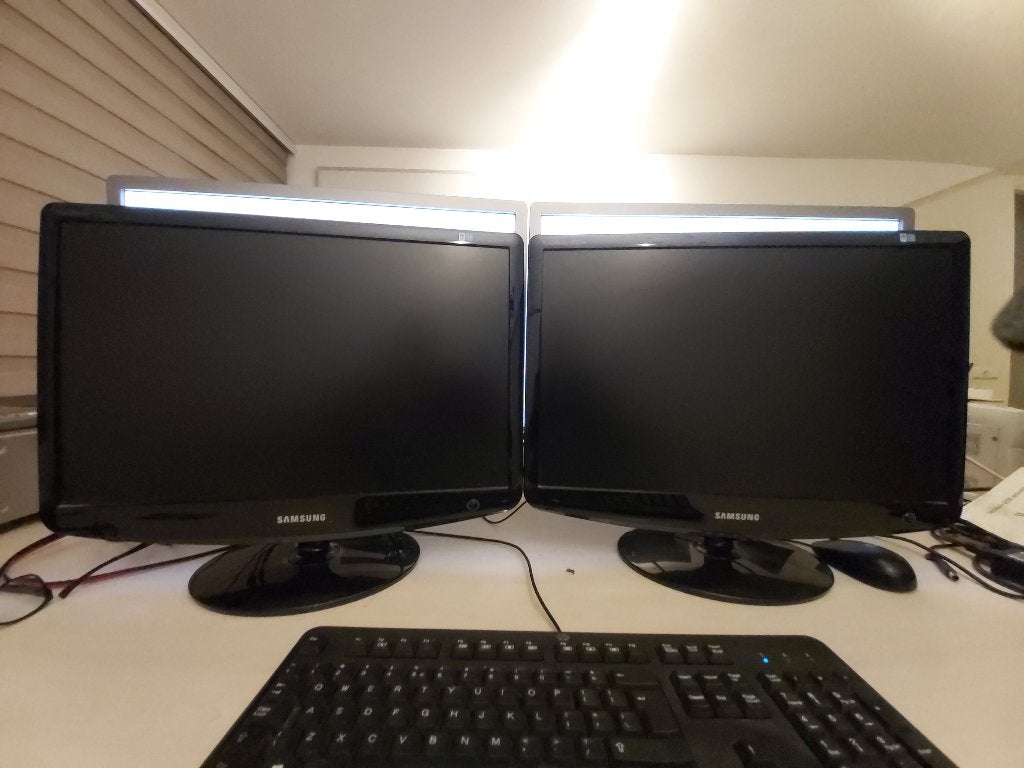 2x Samsung Monitor Syncmaster 2232BW (Dual Head), Gebruikt, Full HD, TN, DVI
