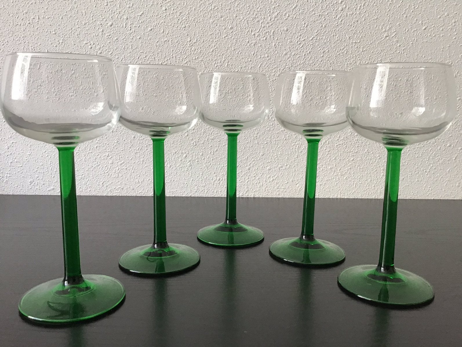 5 franse elzas glazen. Luminarc met emerald voet., Verzamelen, Glas en Borrelglaasjes, Ophalen of Verzenden, Zo goed als nieuw