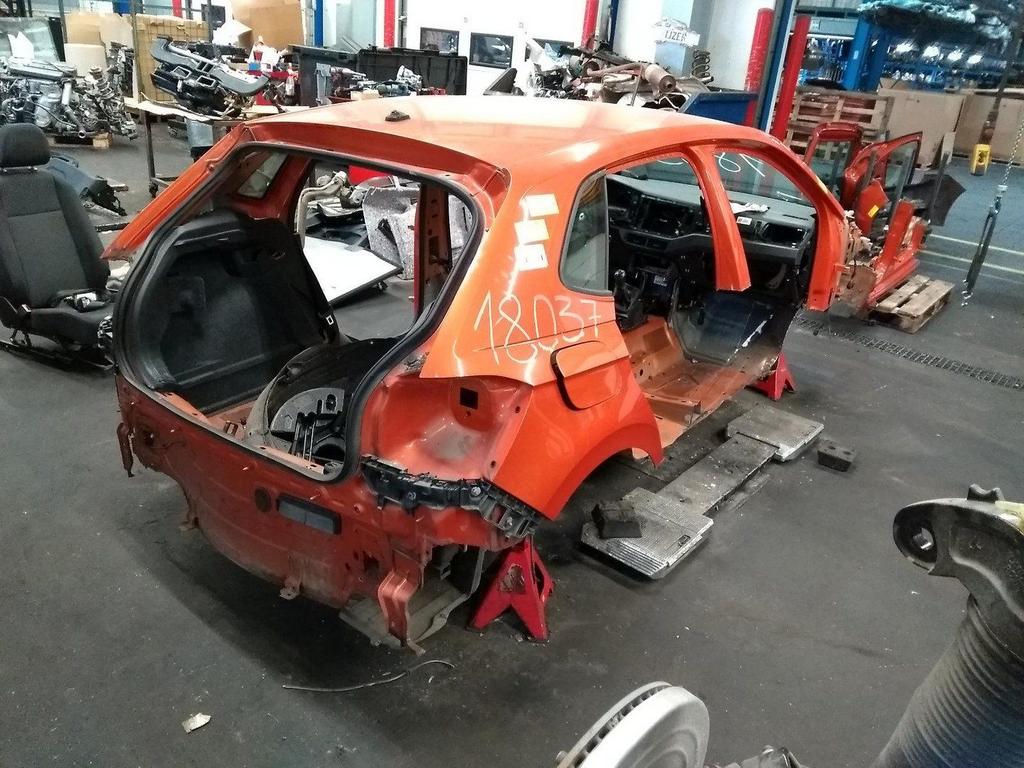 VOLKSWAGEN POLO AW1 1.0  MPI Comfortline  ACHTERSCHERM HOEK, Auto-onderdelen, Ophalen of Verzenden, Gebruikt, Stiba lid