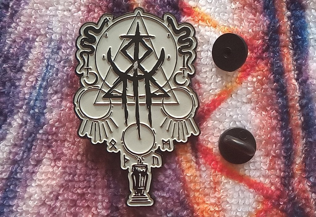 Lorna Shore prachtige  shaped pin badge speld n6, Ophalen of Verzenden, Nieuw, Overige typen