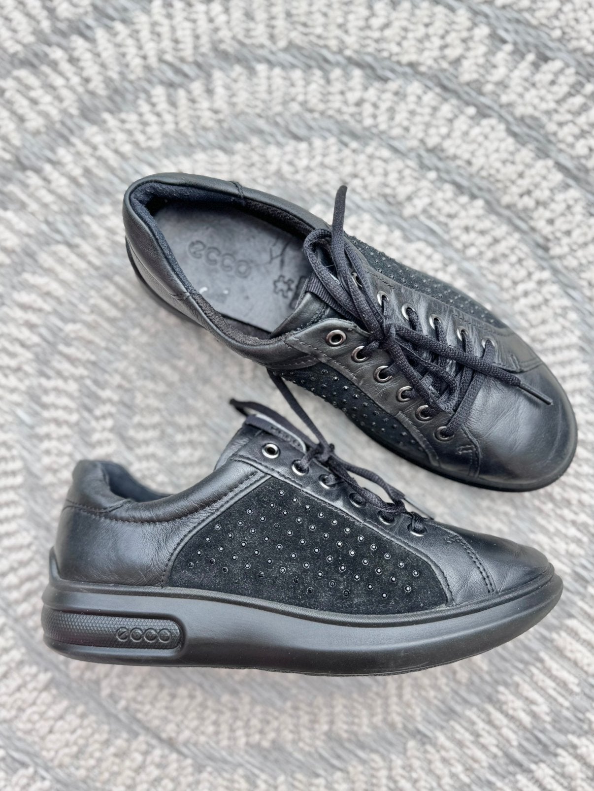 38 Ecco sneakers dames LEREN schoenen zwart met steentjes, Ophalen of Verzenden, Zo goed als nieuw, Zwart, Sneakers of Gympen