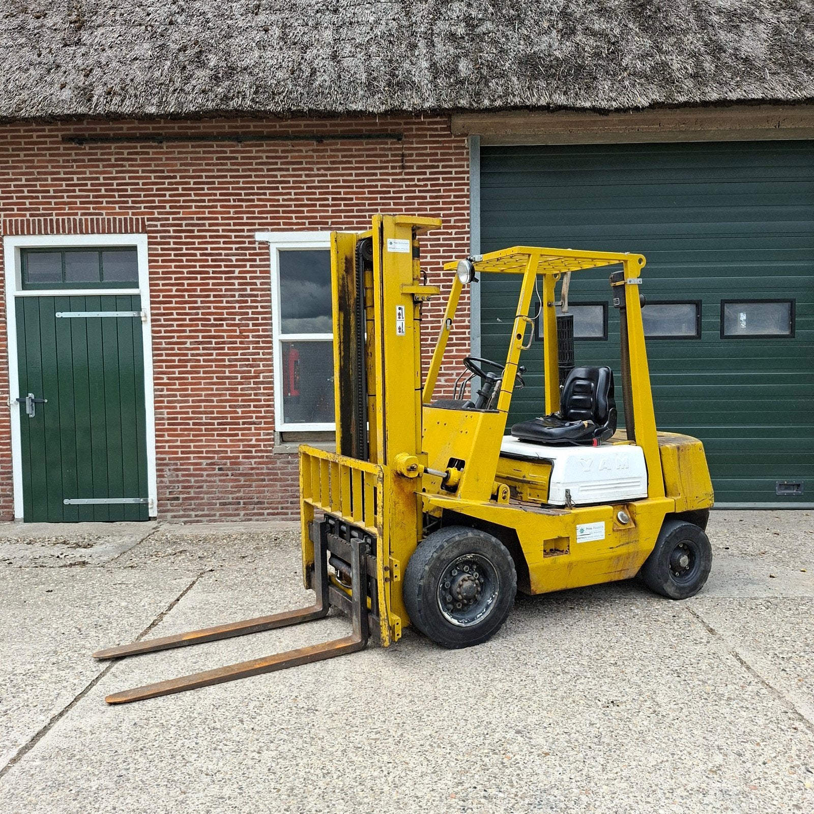 Te koop heftruck 2.5 ton diesel ( Isuzu ) met sideshift, Diesel, Heftruck, Ophalen of Verzenden, Linde Toyota Hyster Komatsu Nissan jungheinrich Still tcm