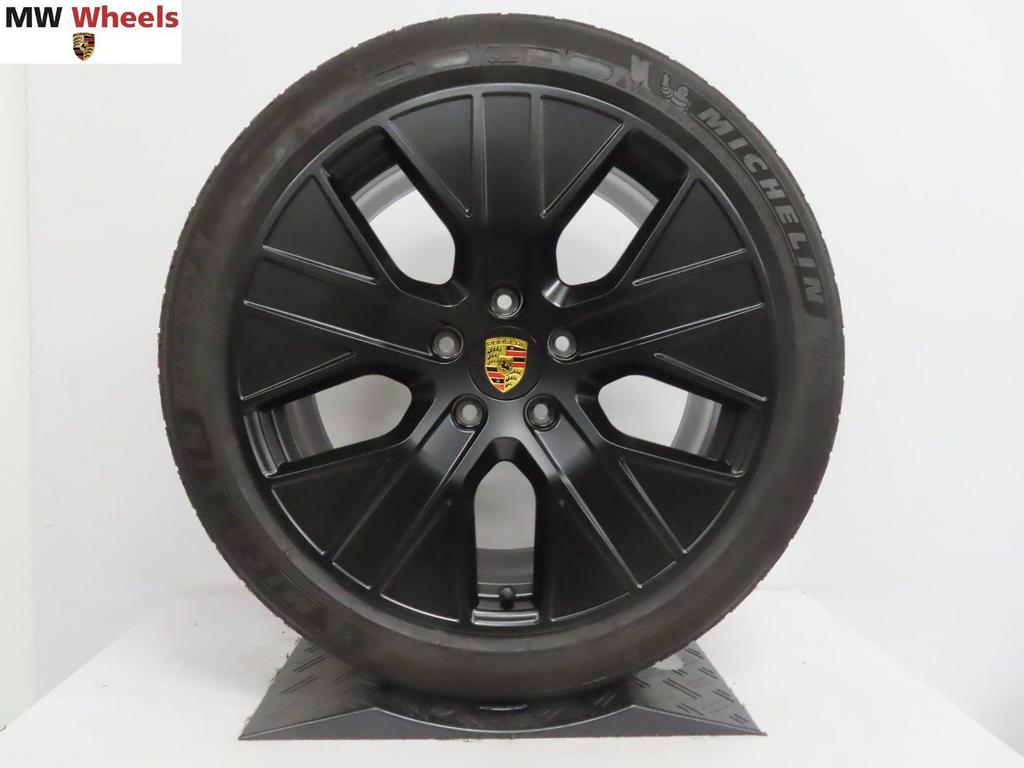 Originele Porsche Taycan 20 inch velgen winterbanden set, -, -, Banden en Velgen, 20 inch