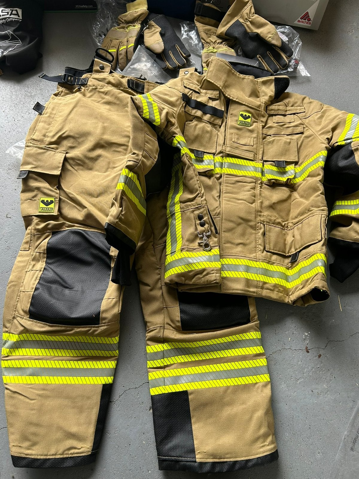 Brandweer jas broek laarzen handschoen nieuw, Ophalen of Verzenden, Nieuw