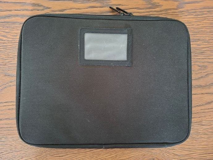 Zwarte laptopsleeve CaseLogic, Ophalen of Verzenden, Zo goed als nieuw, Case Logic