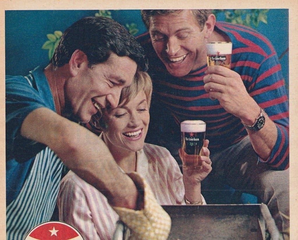 retro reclame 1966 Heineken bier geur van barbecue, Verzenden, Overige typen