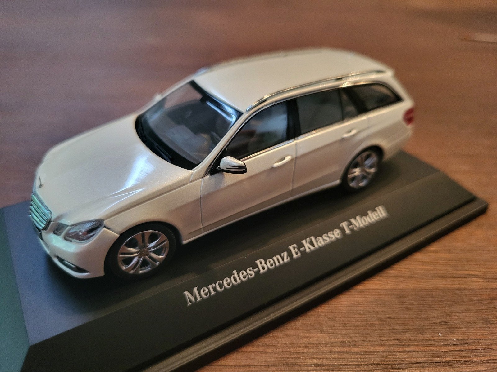 Mercedes-Benz E_klasse, t model Schuco, Ophalen of Verzenden, Nieuw, Auto, Schuco