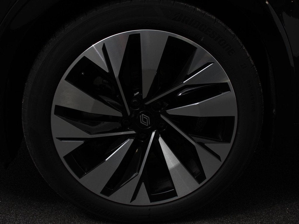 Renault Rafale 1.2 E-Tech full hybrid 200 techno AUTOMAAT Cr, Auto's, Renault, Gebruikt, 1199 cc, 2 kWh, Zwart