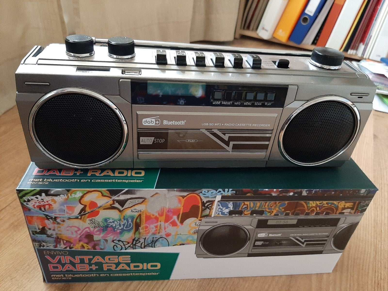 Zo goed als nieuwe Envivo Vintage DAB+ Radio met Bluetooth, Ophalen of Verzenden, Enkel, Overige merken