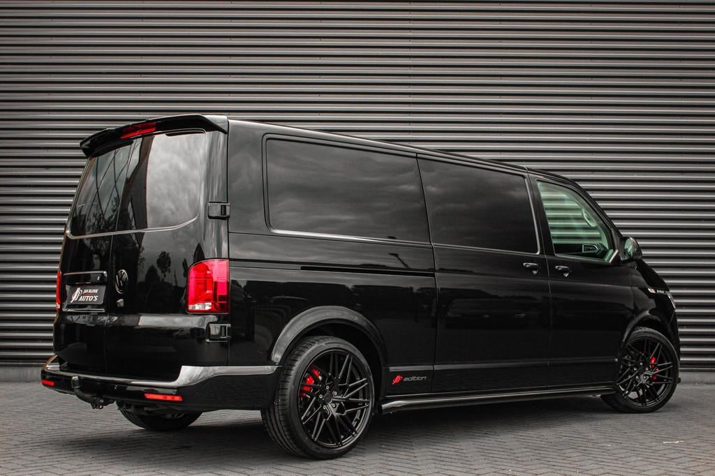 Volkswagen Transporter 2.0 TDI L2H1 150PK JB- EDITION DSG /, Auto's, 4 cilinders, 150 pk, Volkswagen, Zwart