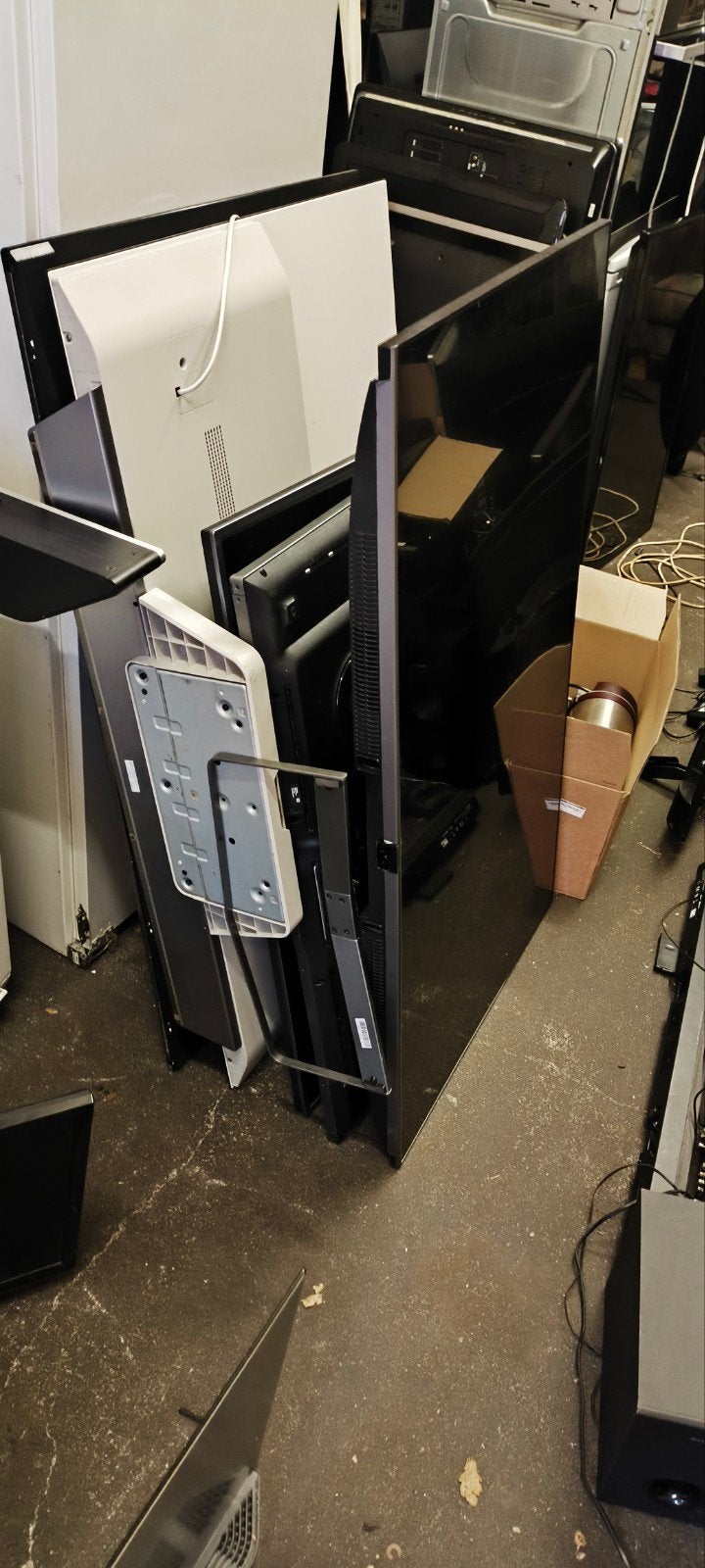 18x tv met kapot scherm, Ophalen, Niet werkend, 100 cm of meer, Samsung