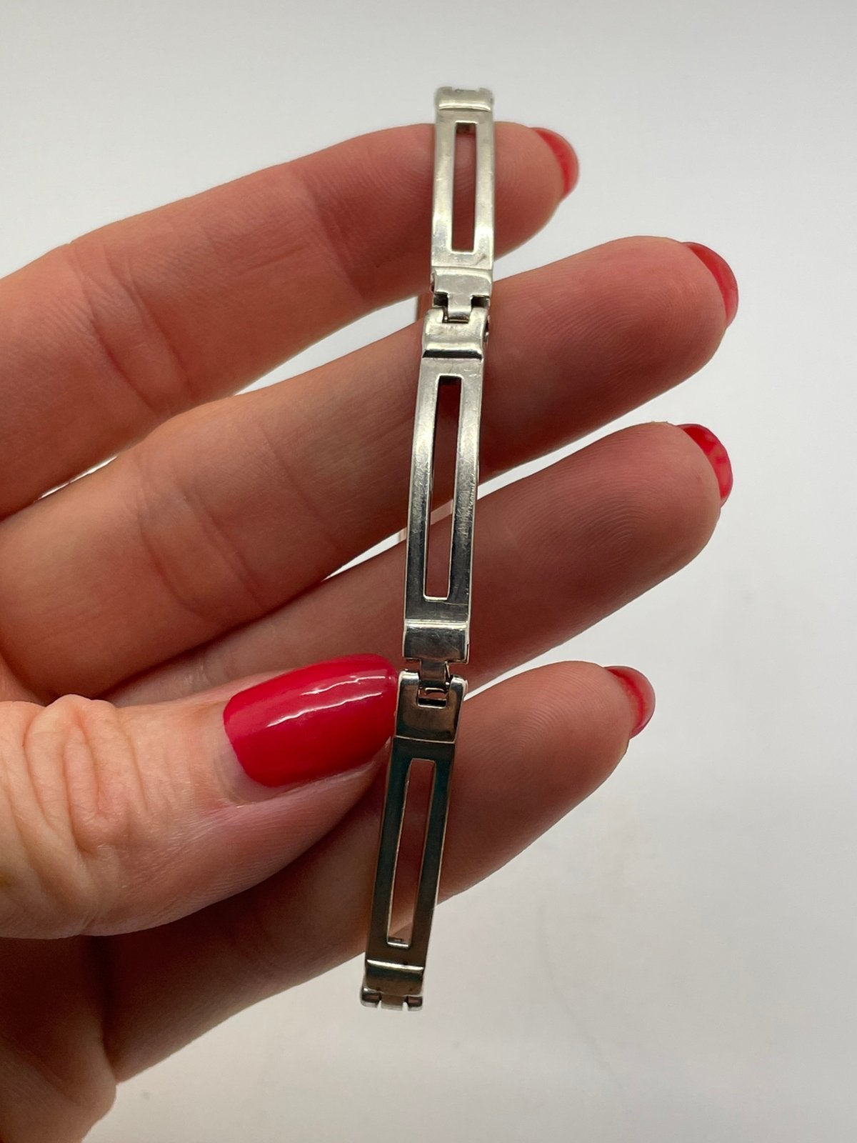 E598 Prachtige zilveren modernist armband, Ophalen of Verzenden, X, Zilver, Zilver