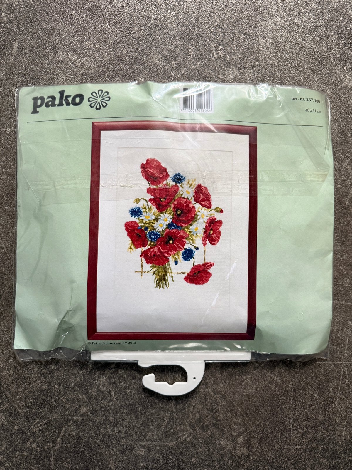 Pako borduurduurpakket klaprozen nieuw, Ophalen of Verzenden, Nieuw, Handborduren, Borduurpakket