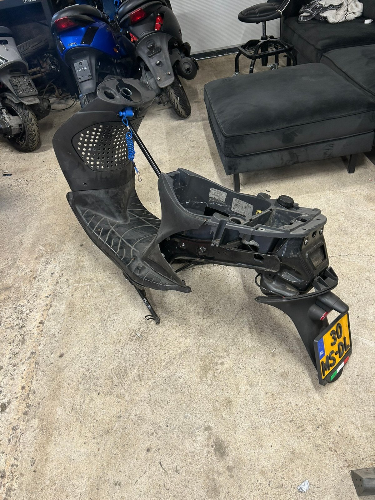Piaggio zip 125cc a1 frame MET binnenkappenset, Motoren, Ophalen of Verzenden
