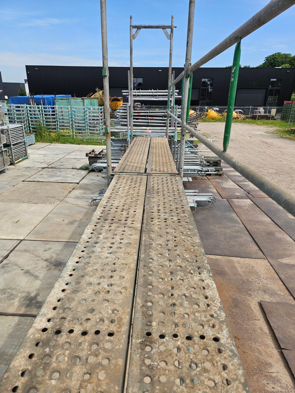 Stalen gevelsteiger 80cm breed (+/- 108 m2), Ophalen, Gebruikt, ., .