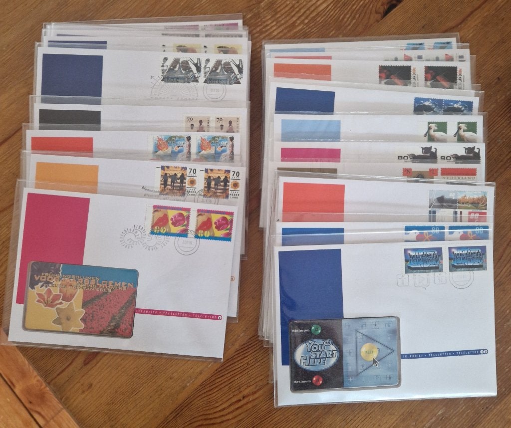28 telebrieven, postzegels en telefoonkaart, Ophalen, Postfris