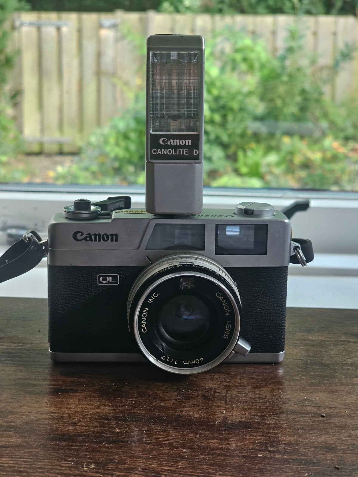 Canon QL17  met Canolite D flitser, Ophalen of Verzenden, Gebruikt, Compact, Canon