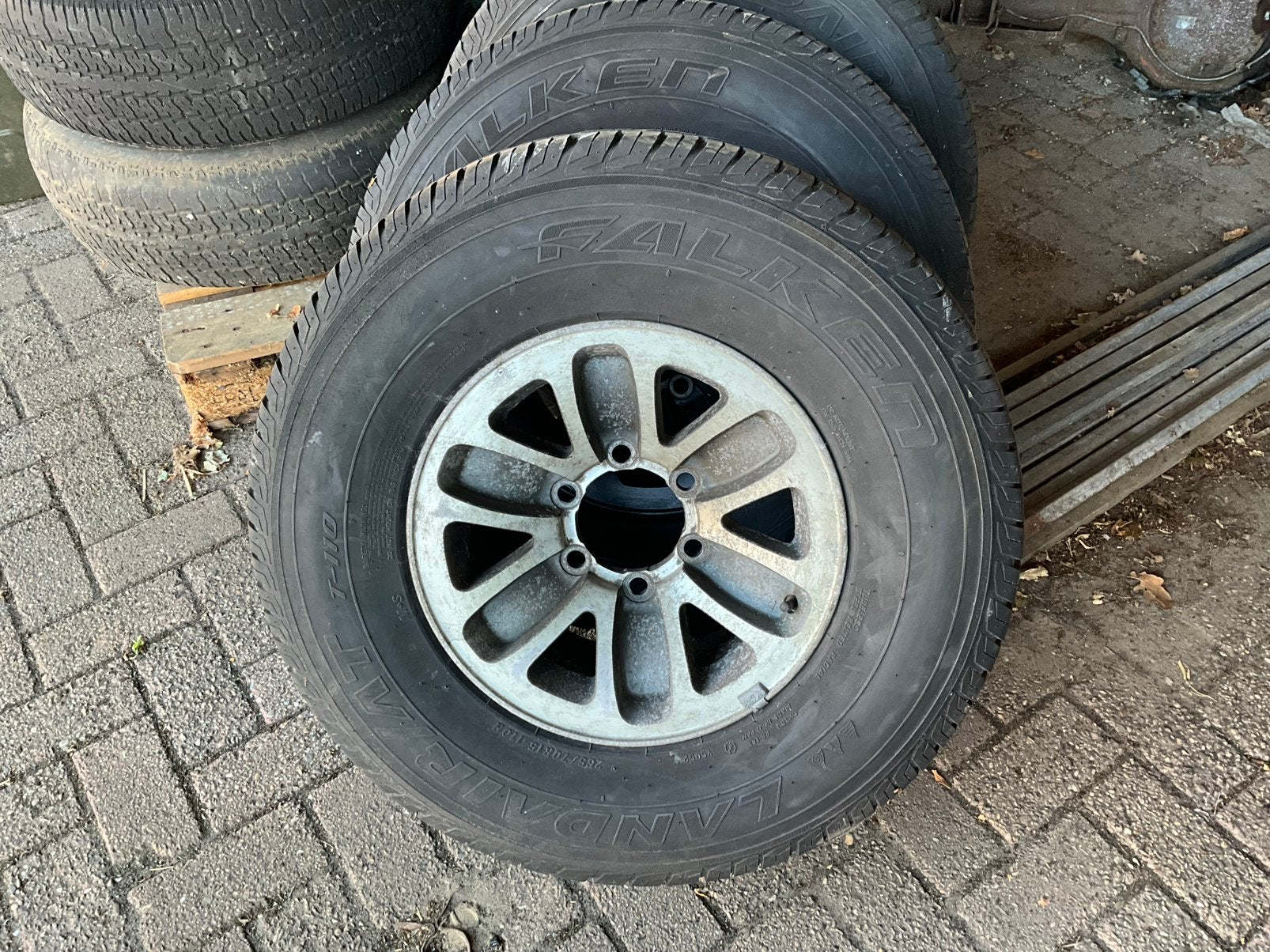 Pajero velgen acht stuks 6x139,7, Auto-onderdelen, Ophalen, Mitsubishi