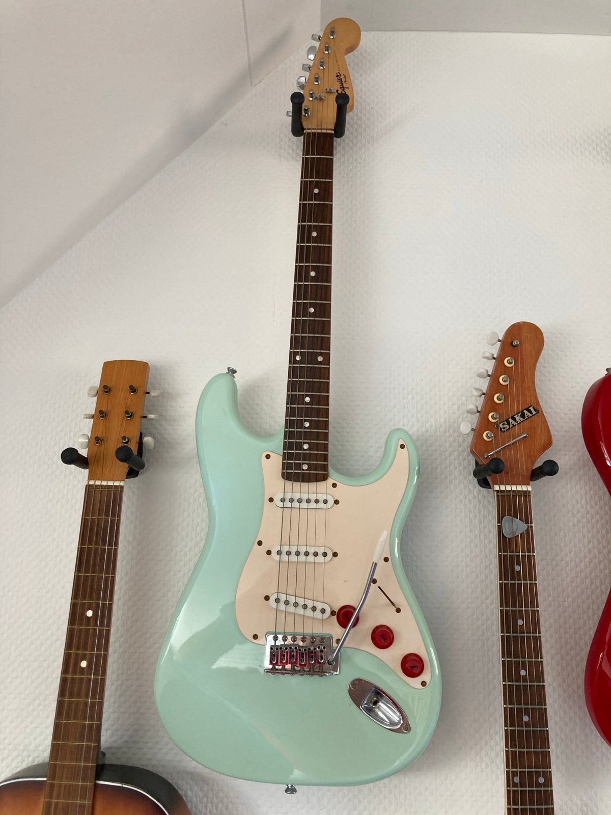Squier Bullet Stratocaster in mintgroen, Muziek en Instrumenten, Ophalen of Verzenden, Zo goed als nieuw, Solid body, Fender