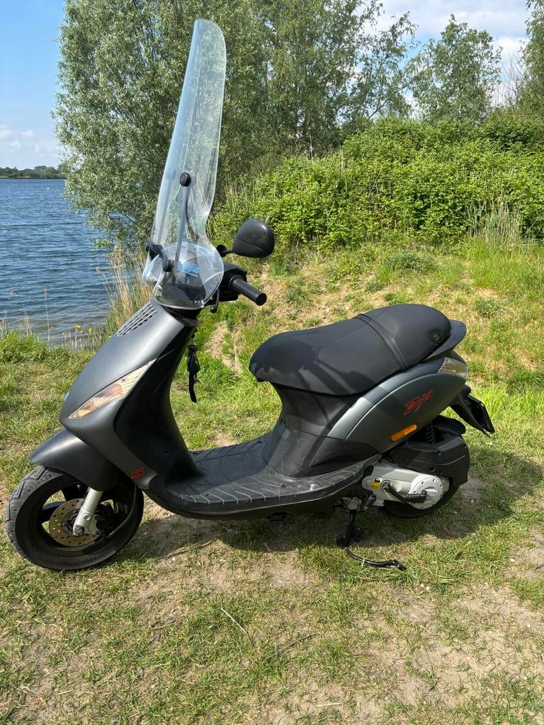 Piaggio Fly Scooter - Goed Onderhouden, Maximaal 45 km/u, Ophalen of Verzenden, Zo goed als nieuw, Fly