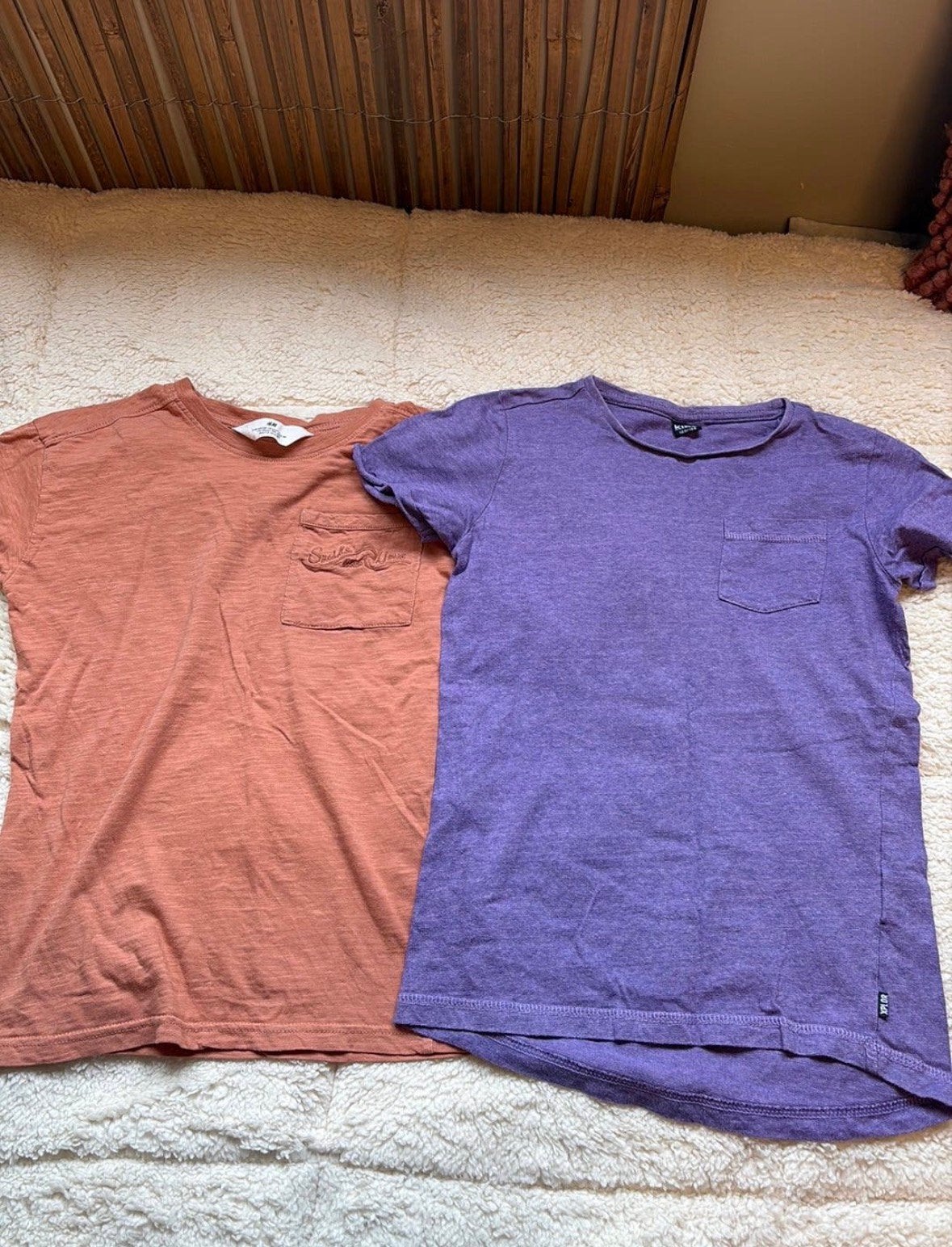 2 t-shirts H&M maat 128, Ophalen of Verzenden, Gebruikt, Jongen, Shirt of Longsleeve