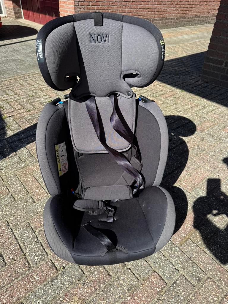 Autostoel Novi Goliath Go I-size (roteerbaar), Ophalen, Zo goed als nieuw, Overige merken, Autogordel