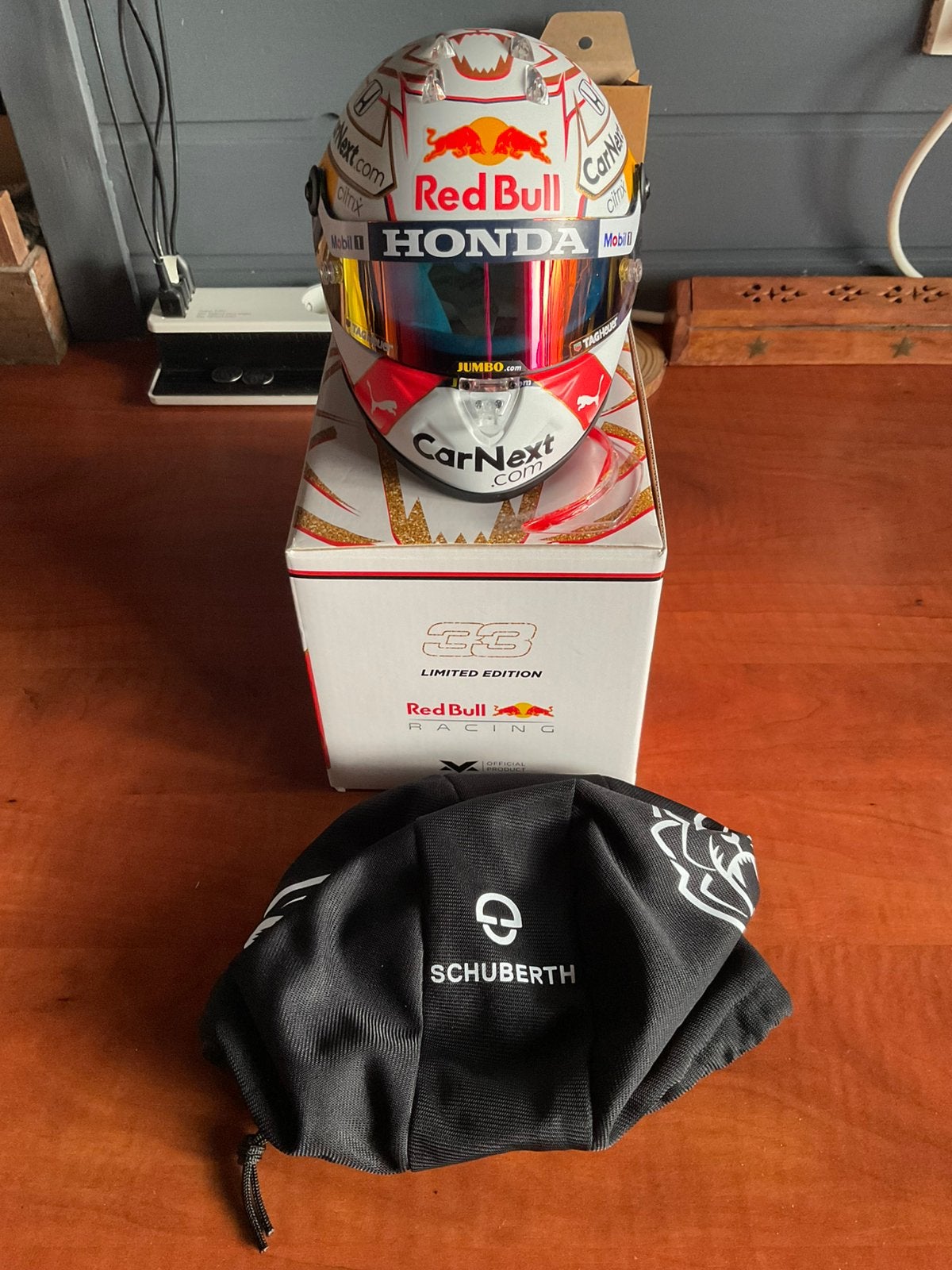 Max Verstappen seizoenshelm 2021 1:2, Verzamelen, Automerken, Motoren en Formule 1, Ophalen of Verzenden, Zo goed als nieuw, Formule 1