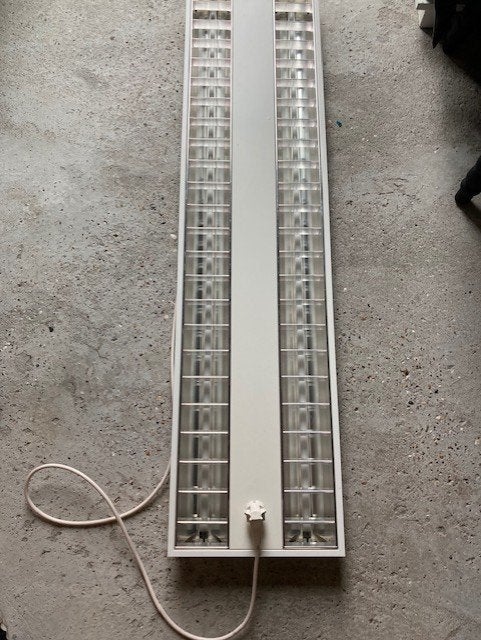 TL bak / tl-bak 60x30 met stekker / 2 stuks te koop, Ophalen, Zo goed als nieuw, TL- en paneelverlichting