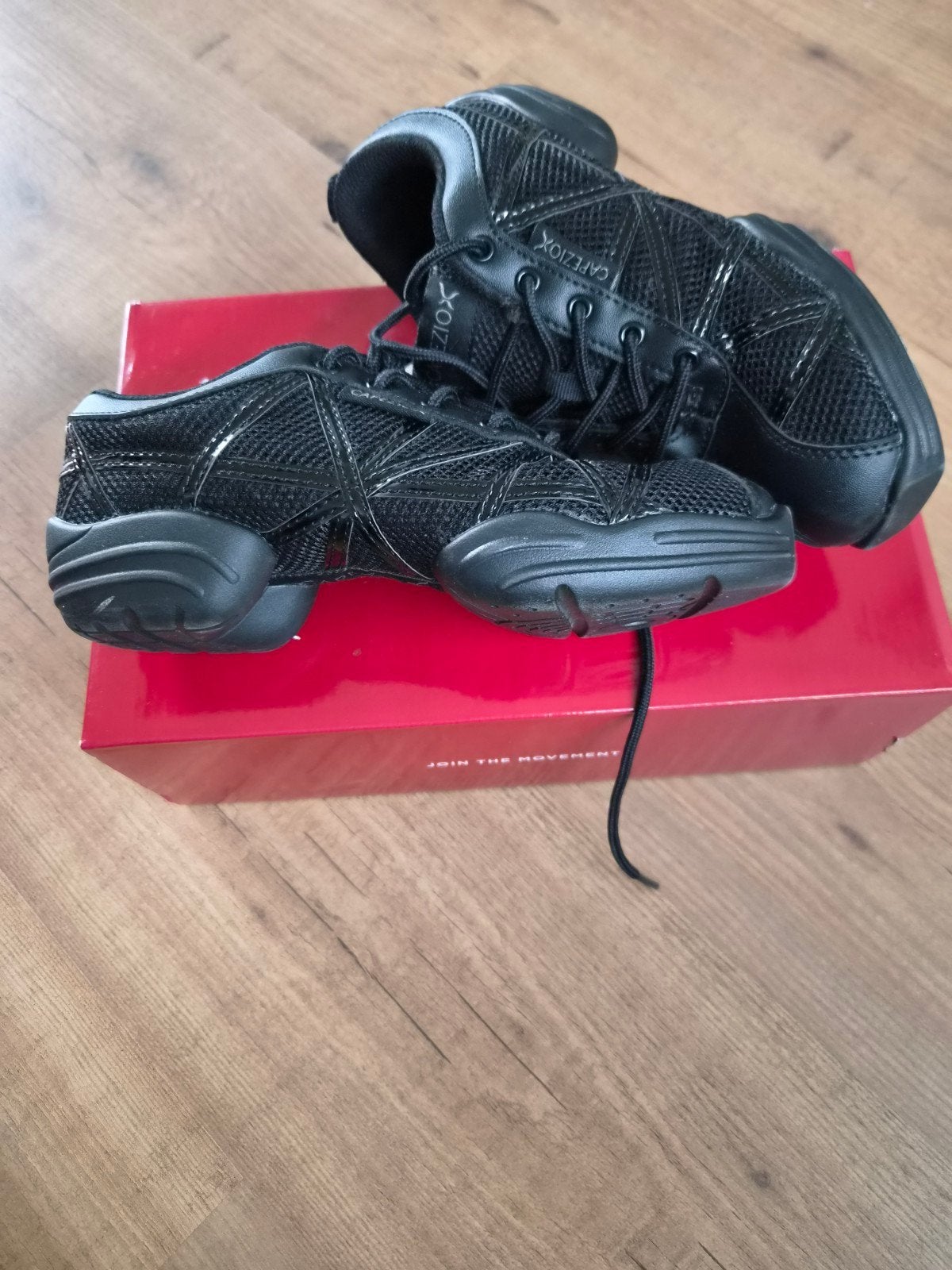 Capezio DS19 Web Danssneakers - Zwart, Maat EU 35.5, Ophalen of Verzenden, Zo goed als nieuw, Schoenen