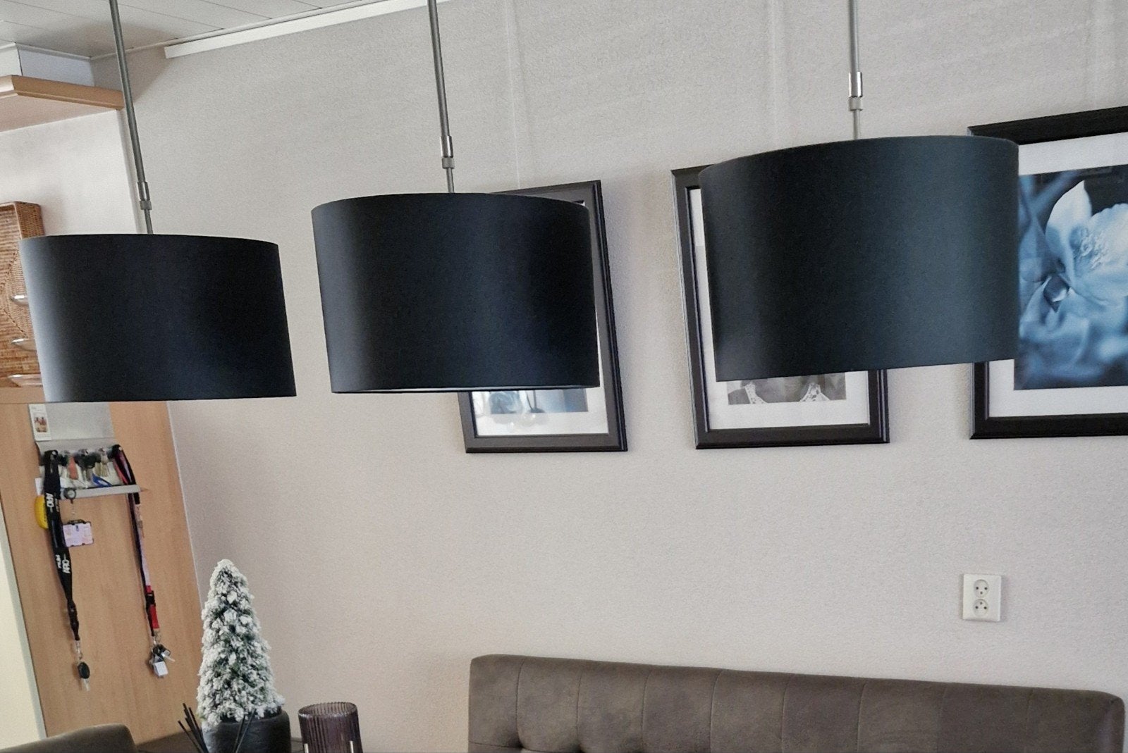 Moderne RVS hanglamp met 3 zwarte kappen voor eettafel, Huis en Inrichting, Ophalen