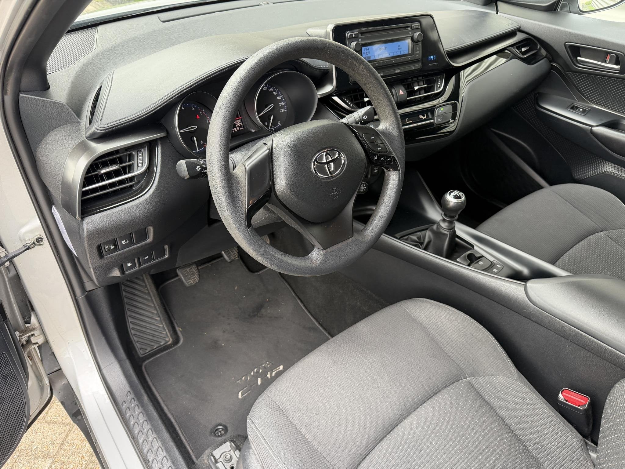 Toyota C-HR 1.2 Comfort, Auto's, Voorwielaandrijving, Stof, Gebruikt, Euro 6