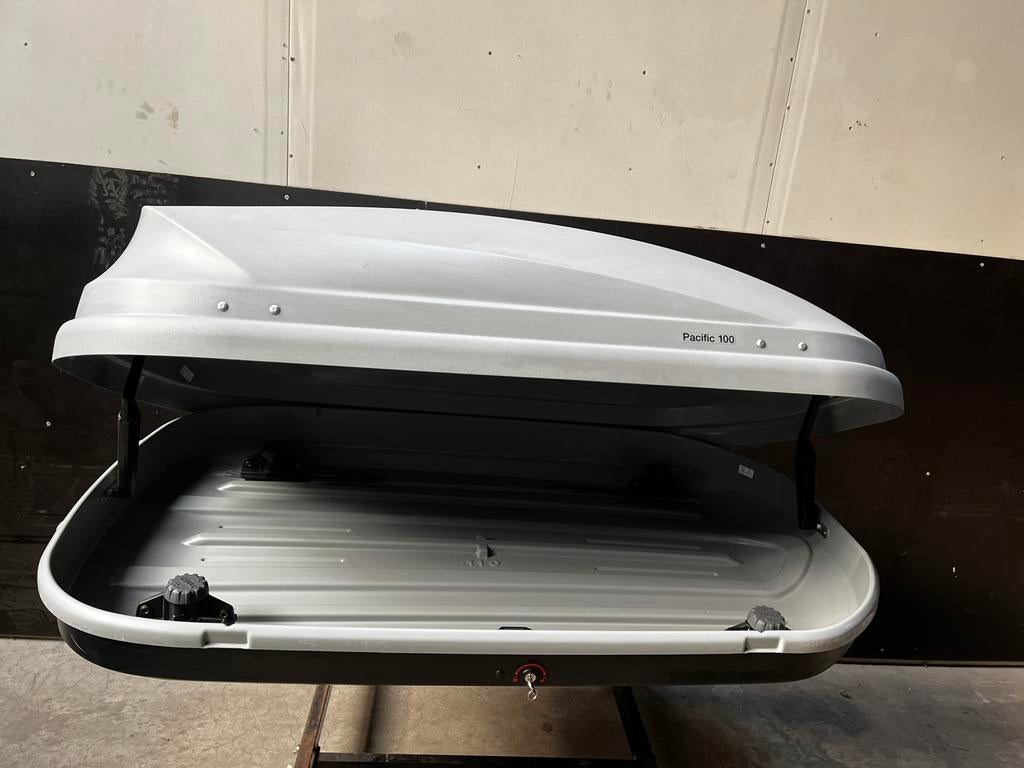 Thule pacific 100, Ophalen, Zo goed als nieuw