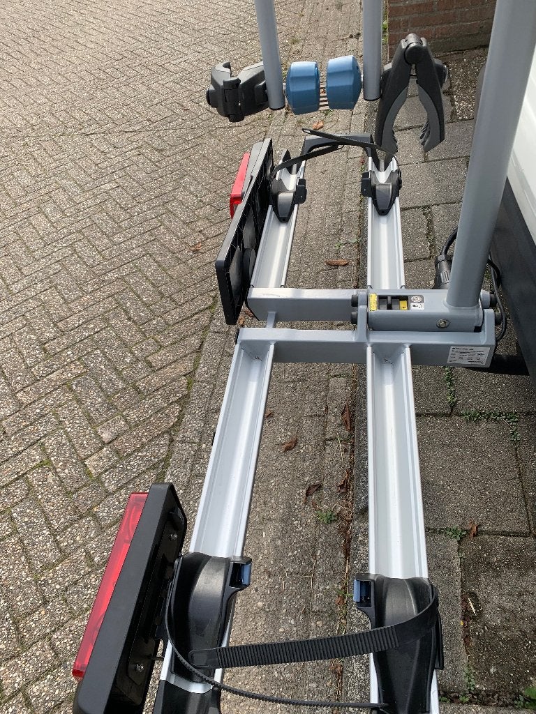 Trekhaakdrager  MovaNext lux  voor 2 E-bike met oprij goot, Auto diversen, Ophalen, Zo goed als nieuw, Brede banden, 2 fietsen
