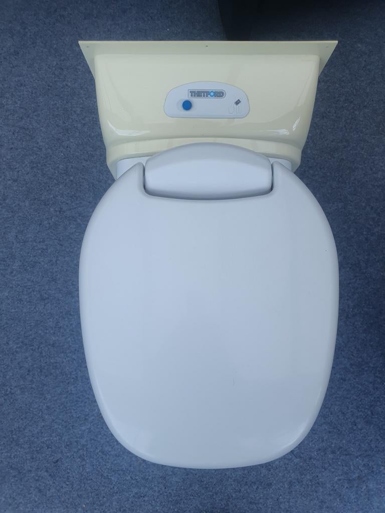 Thetford toilet, Caravans en Kamperen, Caravan accessoires, Ophalen, Zo goed als nieuw
